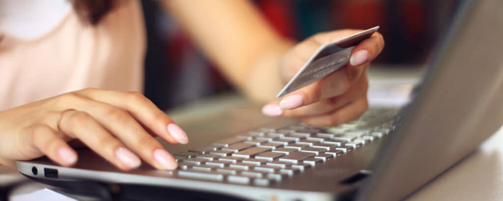 secured and unsecured credit cards
