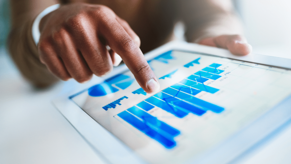 Degree Paths for Studying Economics