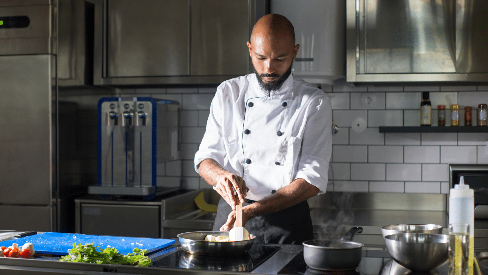 What Is the Best Degree for Cooking Careers?